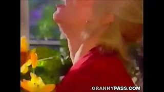 Kermis Grandma Gets Pounded On The Game table